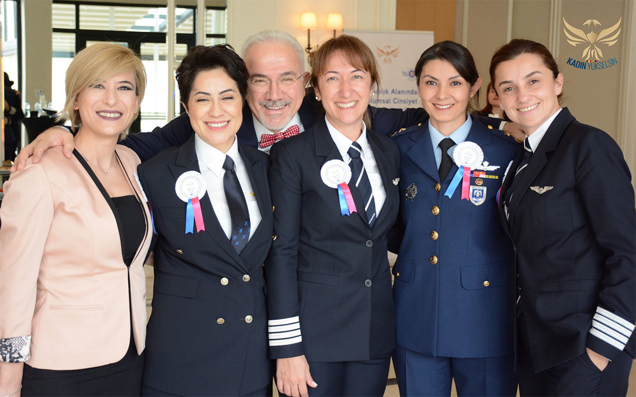The Institute for Women Of Aviation Worldwide (iWOAW) announced Winners of the 2020 Fly It Forward Awards